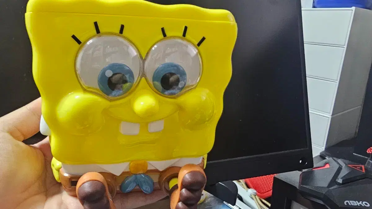 thumbnail-0